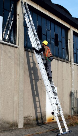 Scala professionale con agano in alluminio 1959N