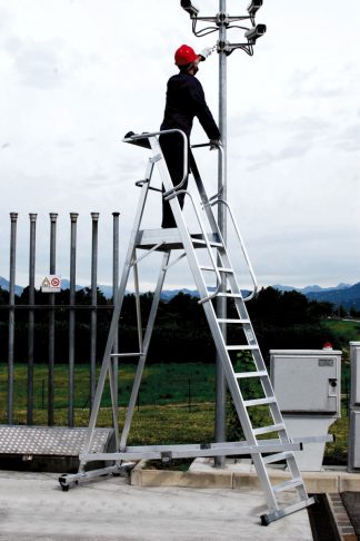 Scala professionale a castello in alluminio 6082N 6082C